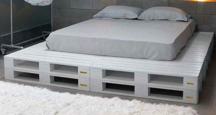 Lit palette blanc
